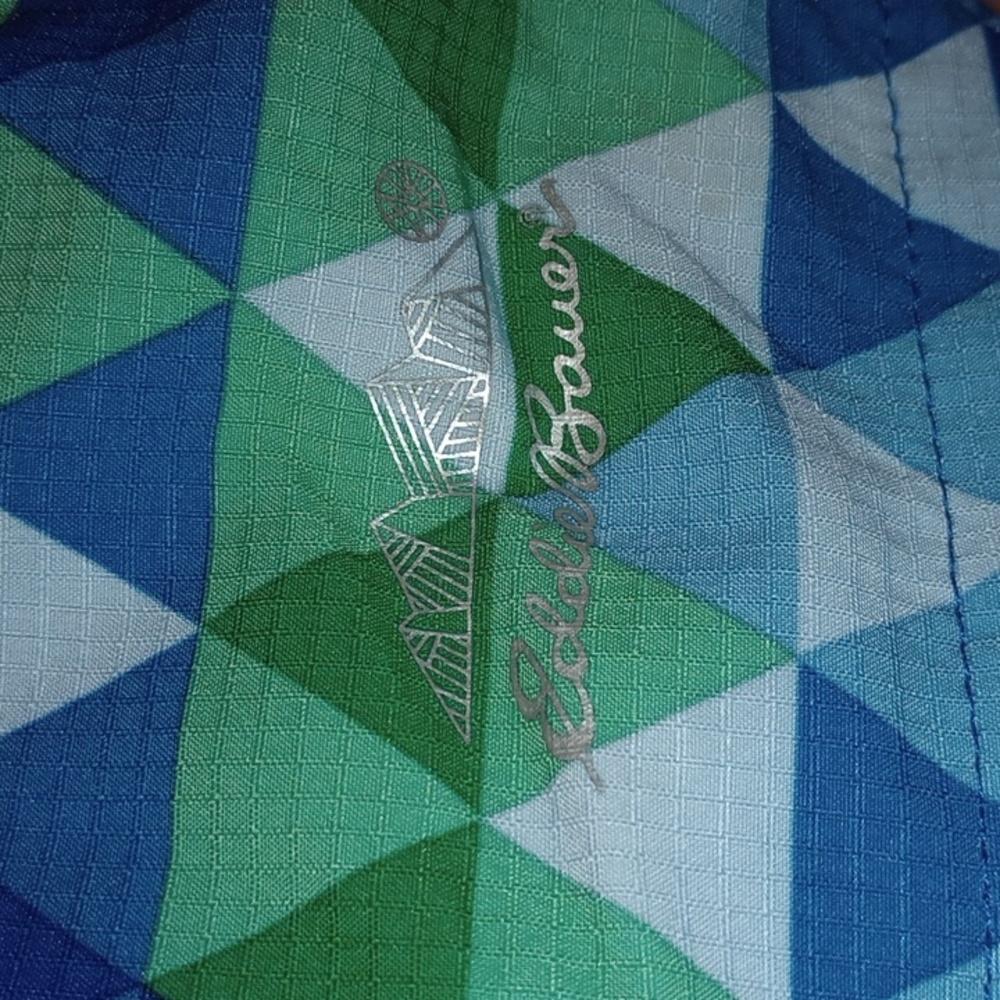 Boys Eddie Bauer Hybrid Short. - Picture 5 of 7